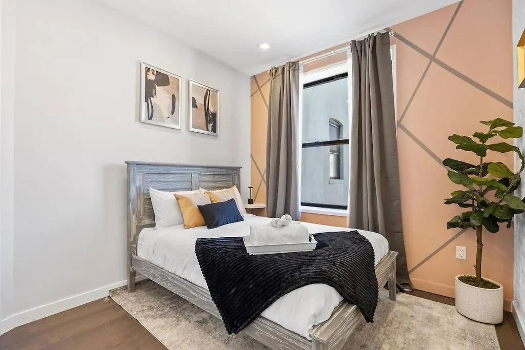 Swj 4Th And 5Th - Save On 2Day+ Stays_Duplex New York 0*,  United States